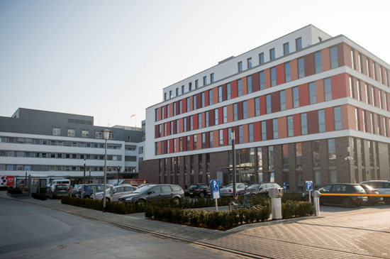 Eingang des St. Antonius Hospitals Eingang des St. Antonius Hospitals